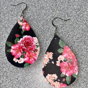City Bouquet - faux leather earrings